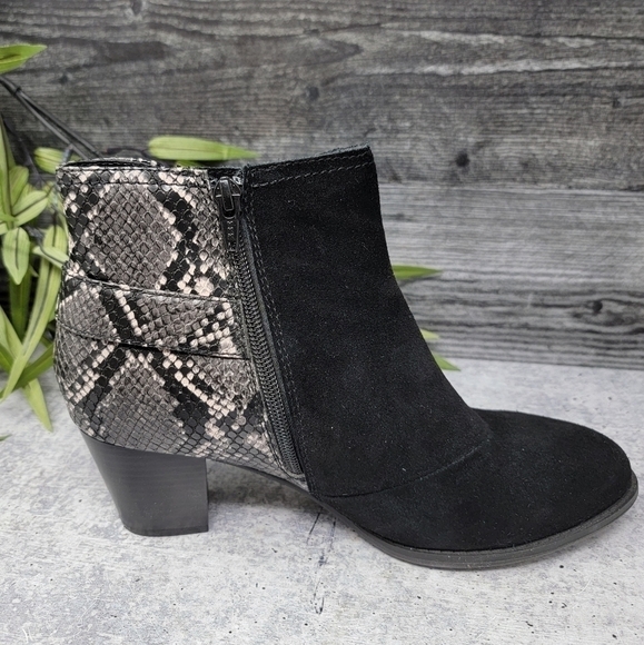 Vionic | Naomi Snake Black Suede Heeled Booties - Picture 3 of 10